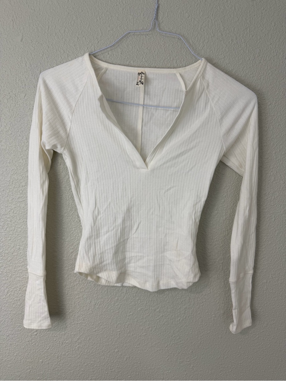 Intimately Free People White Ribbed V-Neck Long Sleeve Top Sz XS